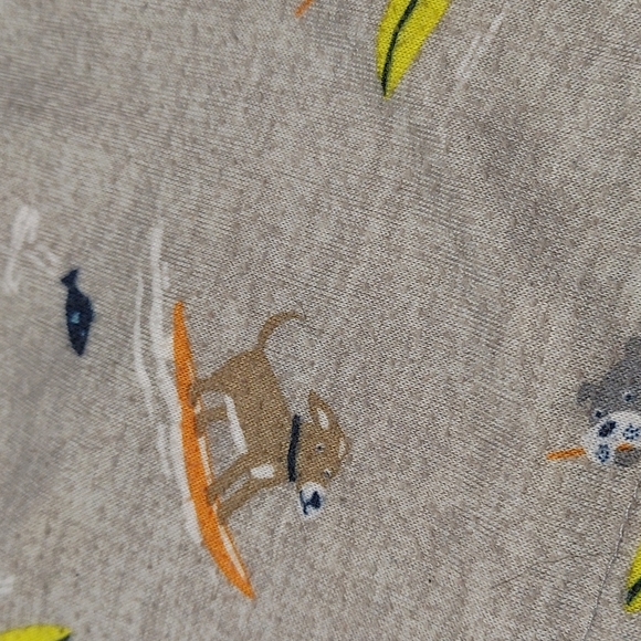 💥 Bundle Only 💥 CARTER'S Grey Dog Surfing Pajama Shorts - Picture 3 of 3